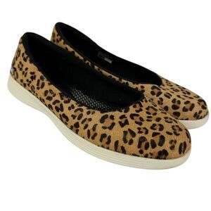 Skechers Leopard Print Tan Black Slip-On Athletic Flats